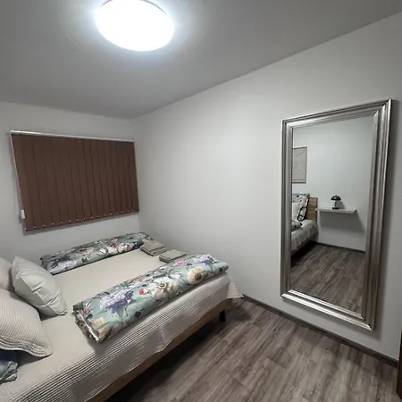 Apartment Leona